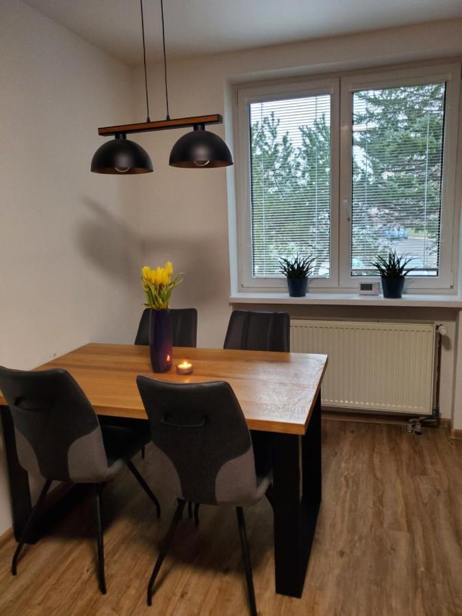Novy Apartman Eva Jičín Exterior foto