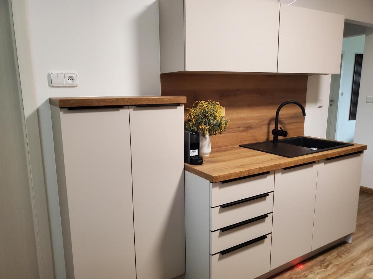 Novy Apartman Eva Jičín Exterior foto
