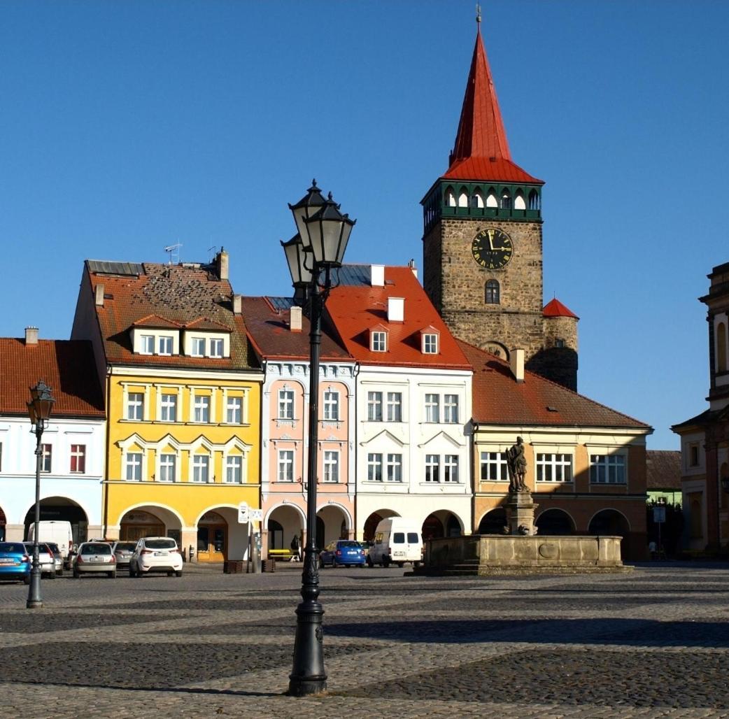 Novy Apartman Eva Jičín Exterior foto